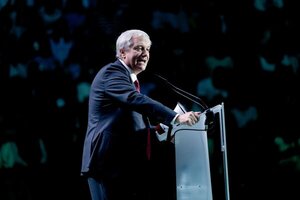 Kast dice que indultará a policías condenados por represión en 2019 en Chile