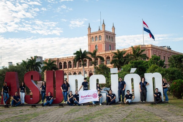 Rotaract impulsa proyectos comunitarios y la formación juvenil - Portal Digital Cáritas Universidad Católica