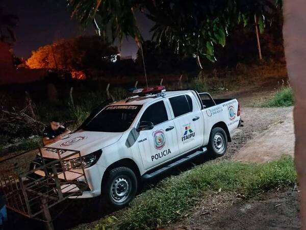 Popular / Banda tipo comando vació la casa de una doñita