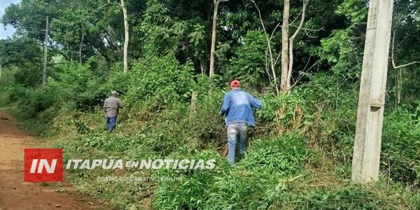MUNICIPALIDAD DE NUEVA ALBORADA REALIZA TAREAS DE LIMPIEZA EN CAMINOS DEL DISTRITO