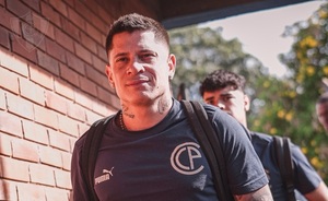 Iturbe no le encuentra explicación a su lesión: "Quise hacer un pase y ahí sentí la molestia"