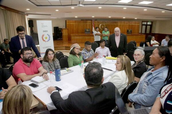 Mesa de trabajo interinstitucional aborda problemática de pueblos indígenas
