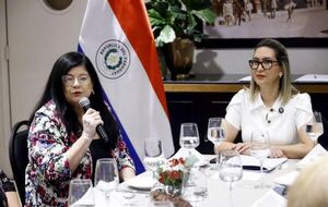 Ministra Llanes participó en encuentro interinstitucional sobre prevención de la violencia y el acoso en el ámbito laboral