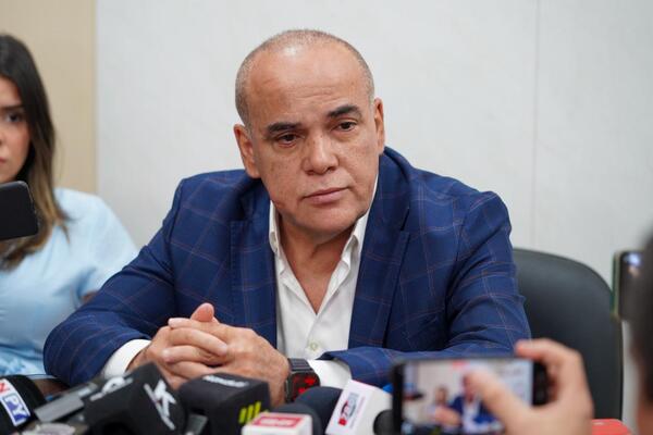 «Bachi» Núñez defiende adjudicación de departamento a «Chaqueñito» y asegura que se cumplieron las normas