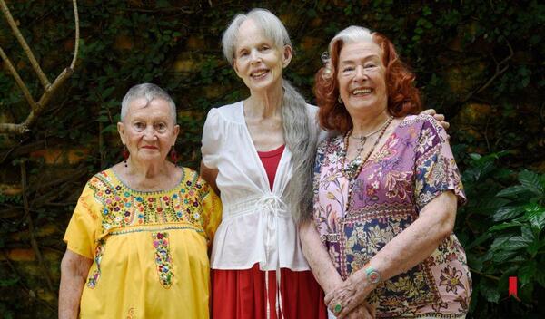 Ysanne, Lucy y Gisela | Pausa