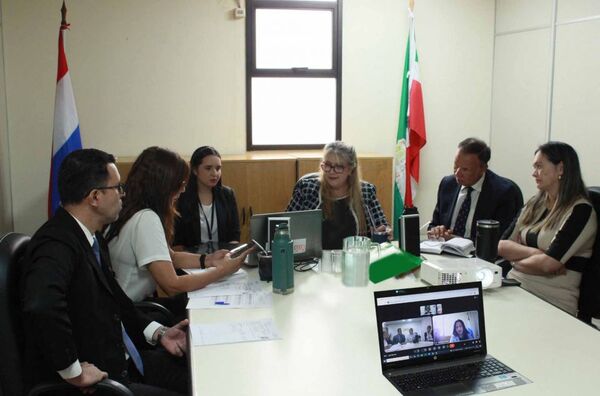 Paraguarí: realizaron entrevistas a postulantes en terna para cargos vacantes