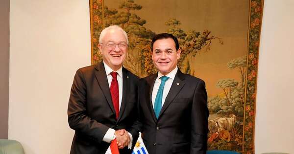 La Nación / Paraguay y Uruguay buscan fortalecer integración y comercio regional