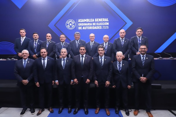 Popular / Robert Harrison fue reelecto como mandamás de la APF por cuatro años más