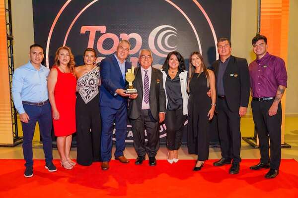 Arcoiris recibe el premio Top Seller por Mate Cocido Don Fernando y lidera las ventas en la categoría - Empresariales - ABC Color