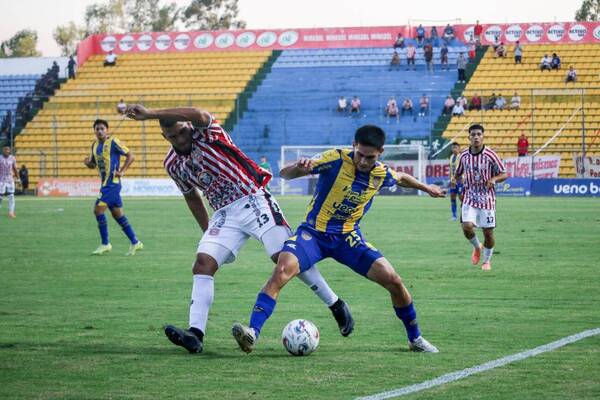 El Rayadito no pudo asegurar para su choricito