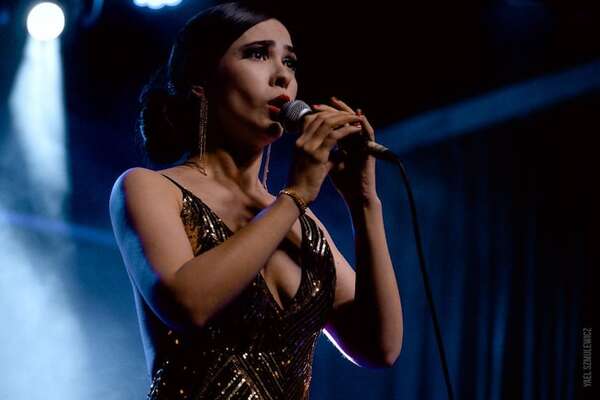 Daisy Lombardo logra nominación a los Premios Tango Siglo XXI con “Mensaje 50″ - Música - ABC Color