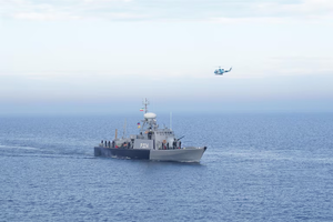 EE.UU anuncia que «pronto» escoltará embarcaciones en el Estrecho de Ormuz