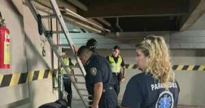 La Nación / Bomberos rescataron trabajador intoxicado con pintura en un tanque subterráneo