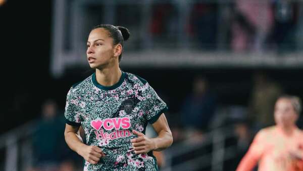 Llegó el debut histórico de Claudia Martínez