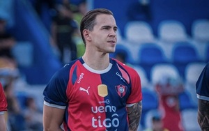 Robert Piris da Motta estará 1 mes fuera de las canchas