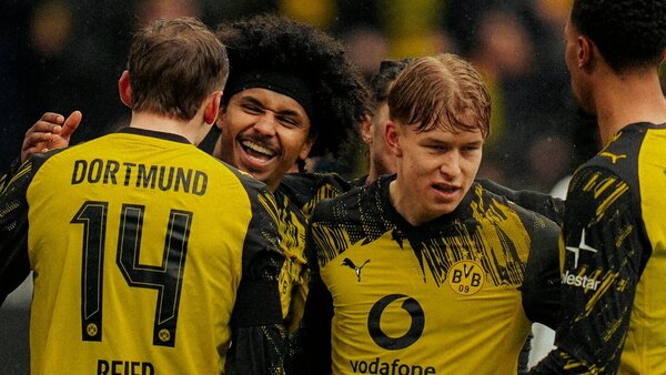 El Dortmund cumple el guion