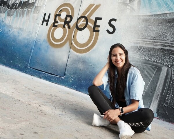 Popular / (GALERÍA) ¡Paraguayita pintó feroz mural en Miami!