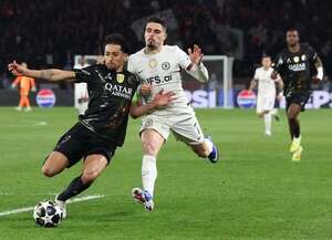 Pedro Neto, suspendido un partido y multado con 70.000 libras por mala conducta - Fútbol Internacional - ABC Color