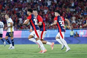 Sobre el final, Cerro Porteño da vuelta el marcador y derrota a Trinidense