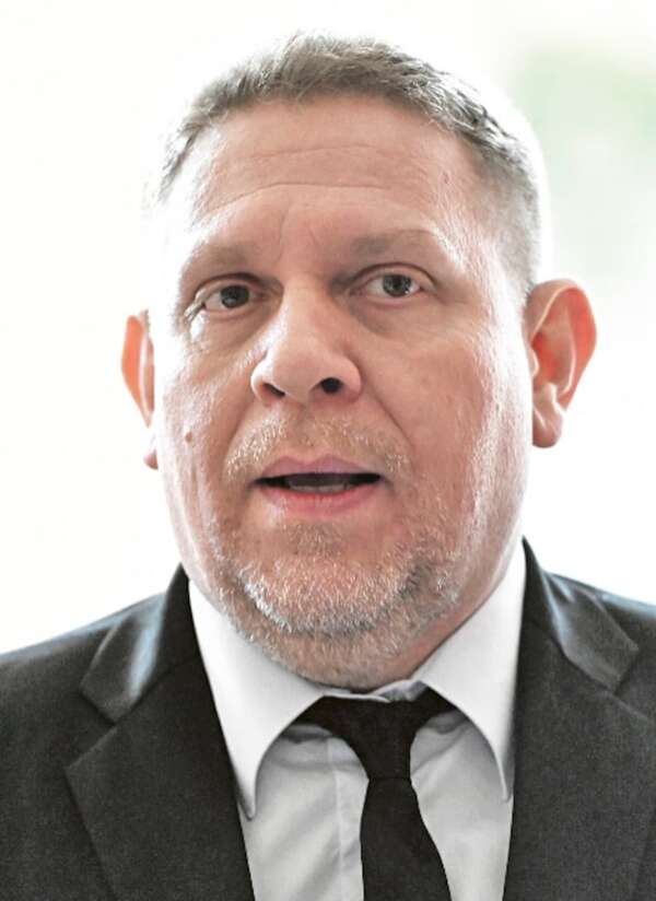 Acorralado, extitular de Petropar declaró ante la DNIT un aumento de ingresos del 482% - Política - ABC Color