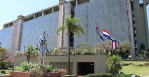 Depósitos del sector público en el BCP caen 16% y se ubican en G. 9,5 billones - Economía - ABC Color