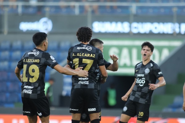 Popular / El Decano se recupera a costillas del Funebrero