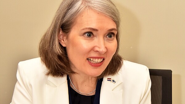 “Paraguay se diferencia por su apertura al mundo y su economía estable”