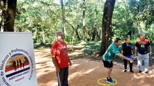 Petanca, juego que gana adeptos entre adultos mayores y jóvenes