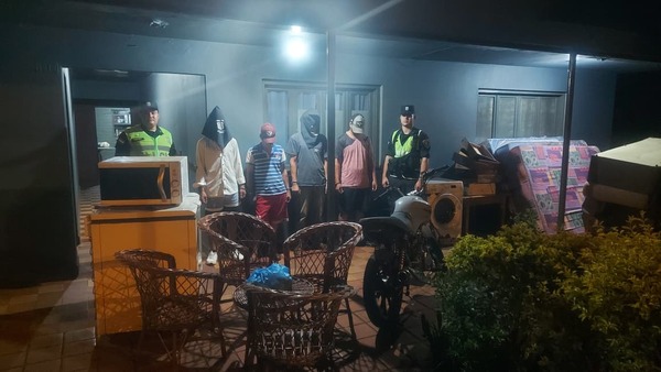 CUATRO HOMBRES APREHENDIDOS POR SUPUESTO HURTO AGRAVADO EN BELLA VISTA