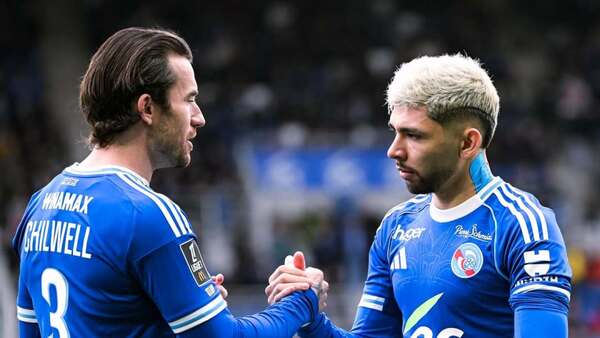 Julio Enciso, de titular en el empate del Estrasburgo