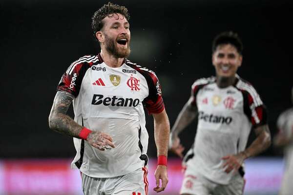 Flamengo escala al podio en el Brasileirão - Fútbol Internacional - ABC Color