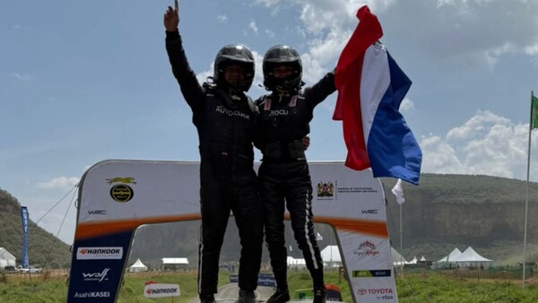 La bandera paraguaya flamea en el Rally de Kenia