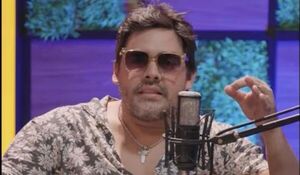 Popular / (VIDEO) ¡Pope Spinzi he'i que opa la onda familiera de domingos de asado!