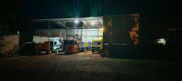 Detienen a hombre que entró a un taller y presuntamente incendió un camión en Pirapó - Policiales - ABC Color