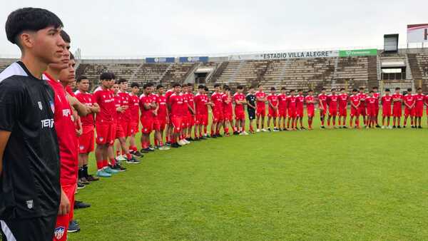 Encarnación Fútbol Club presentó oficialmente a sus formativas para la temporada 2026
