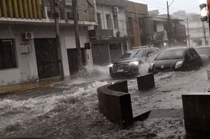 Lluvias en Asunción: los 11 cruces que debés evitar