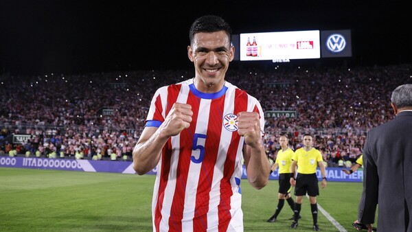 Fabián Balbuena vuelve a la Albirroja tras casi siete meses