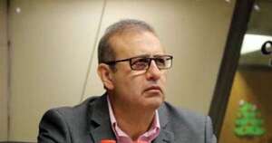 Diario HOY | Areguá retira chapa de hijo dilecto a Erico Galeano