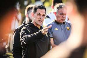 Guaraní anunció al salida de Víctor Bernay - Guaraní - ABC Color