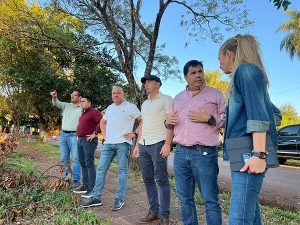 Autoridades recorren Cambyretá para supervisar obras y proyectar mejoras comunitarias