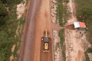 La pavimentación de la ruta PY12 impulsa el desarrollo socioeconómico en el Bajo Chaco - Amigo Camionero