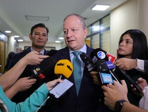 MEF avisó una «economía de guerra» y «ajustes de cinturones»