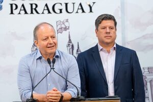 No renuncia: Fernández Valdovinos sigue como ministro y habla de una "economía de guerra"