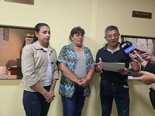 Víctimas de mafia de pagarés exigen “voto valiente” ante actual sumisión y complicidad estatal - Política - ABC Color