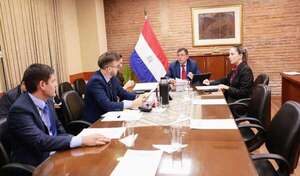 Comisión del Senado posterga reforma de la Caja Parlamentaria mientras crece el debate sobre su eliminación - Política - ABC Color