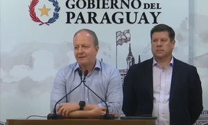 Ministro de Economía desmiente rumores sobre renuncia y anuncia “ajustes de cinturones”