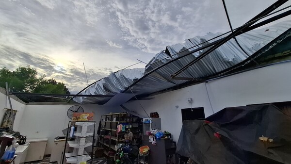 Temporal provoca destrozos y deja unas 20 viviendas destechadas en Yby Pytã