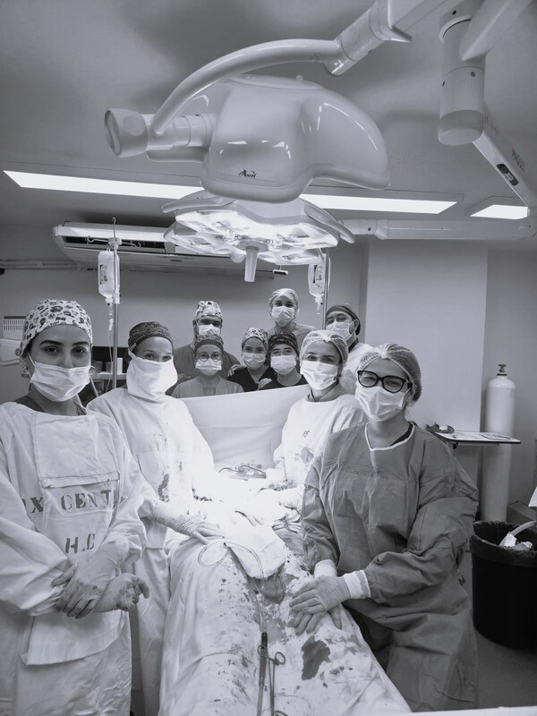 Extirpan tumor abdominal de más de 10 kilos a paciente de 34 años en el Hospital Central del IPS