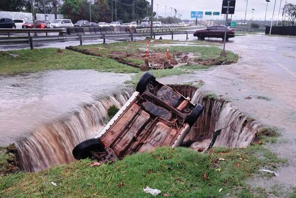 Luque bajo agua y el municipio ausente •