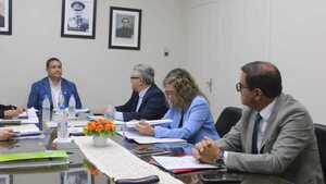 En medio de fuerte puja, Diputados analiza hoy interpelación a Brítez